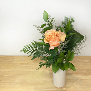 Une rose soliflore - Fetes Grenadine